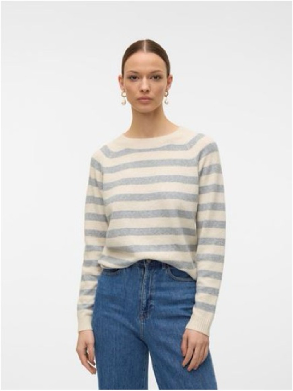 VINCE Cashmere Sweater in Cream and Light Gray 
ORIGINAL PRICE $378.00